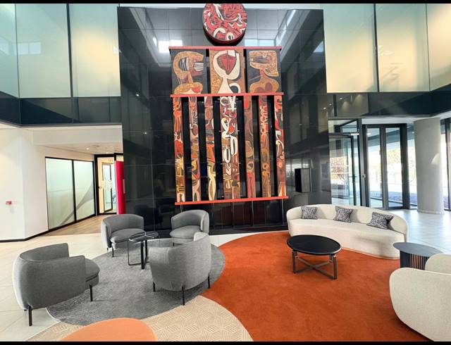 2,941M² OFFICE TO LET IN WATERFALL